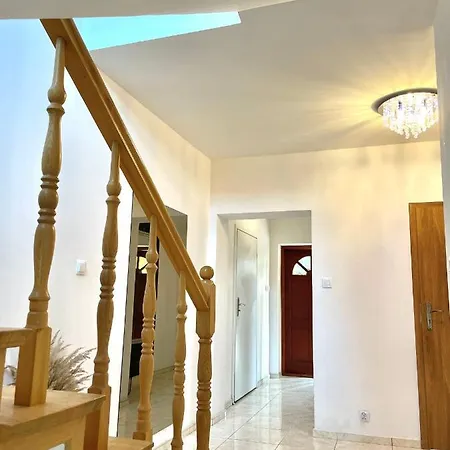 Domowe Pokoje Wilanow *