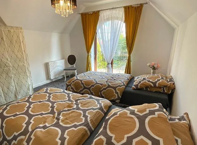 Domowe Pokoje Wilanow Hostel
