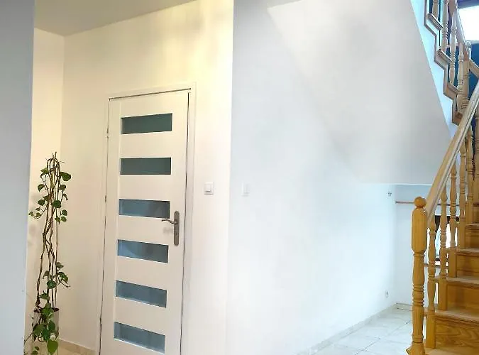 Hostel Wilanów Hostel *