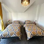 Domowe Pokoje Wilanow * Varsó
