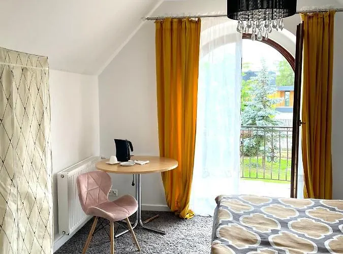 Domowe Pokoje Wilanow Ostello